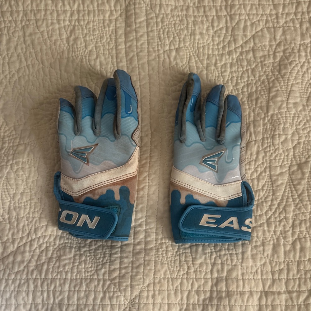 Easton Blue and White Sports Gloves youth XL